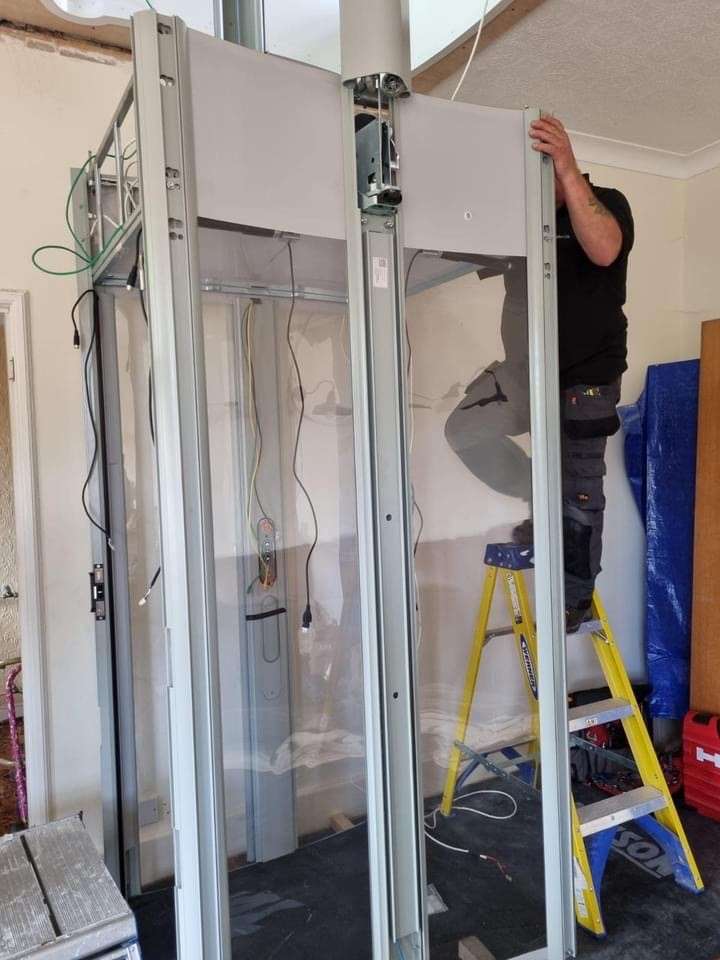 Installation of the Stiltz Trio Plus